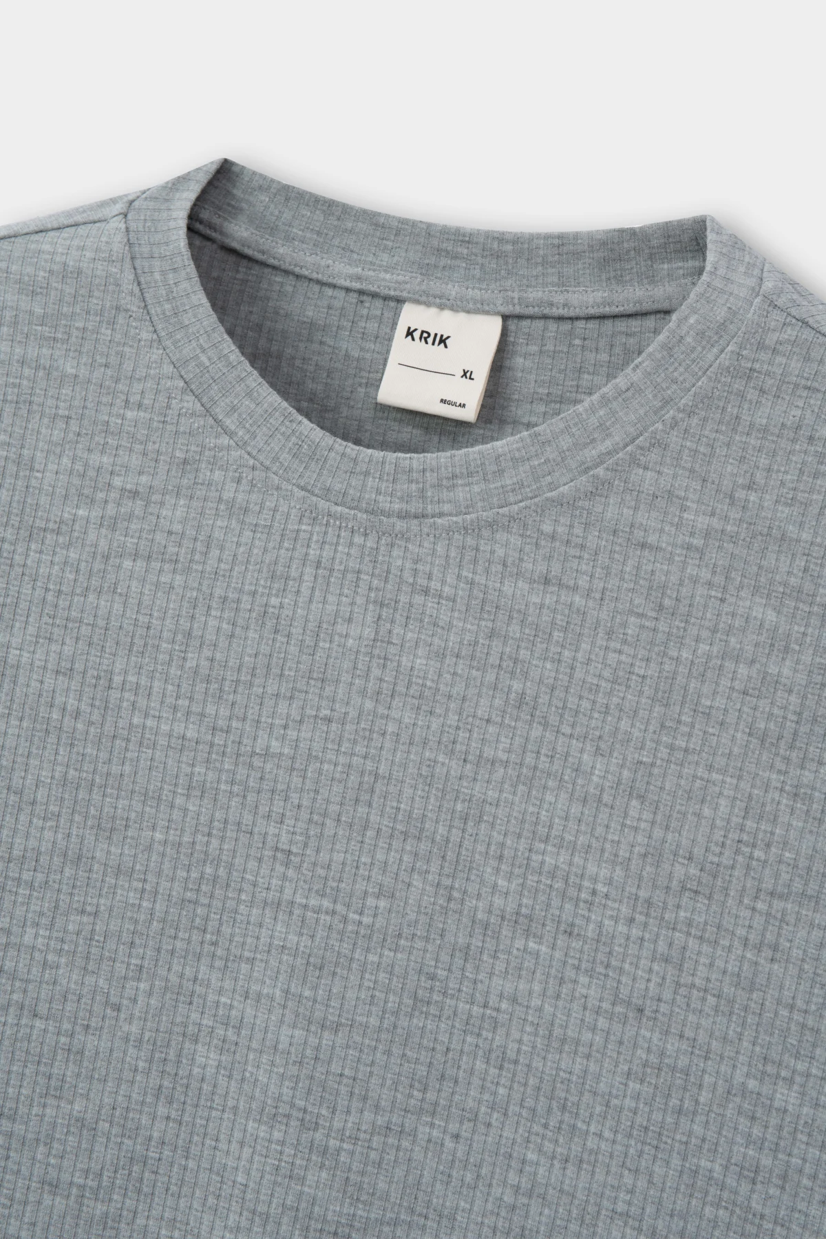 Ao-Phong-Co-Tron-Basic-Regular-Vua-Van-1433-8-v1774402439