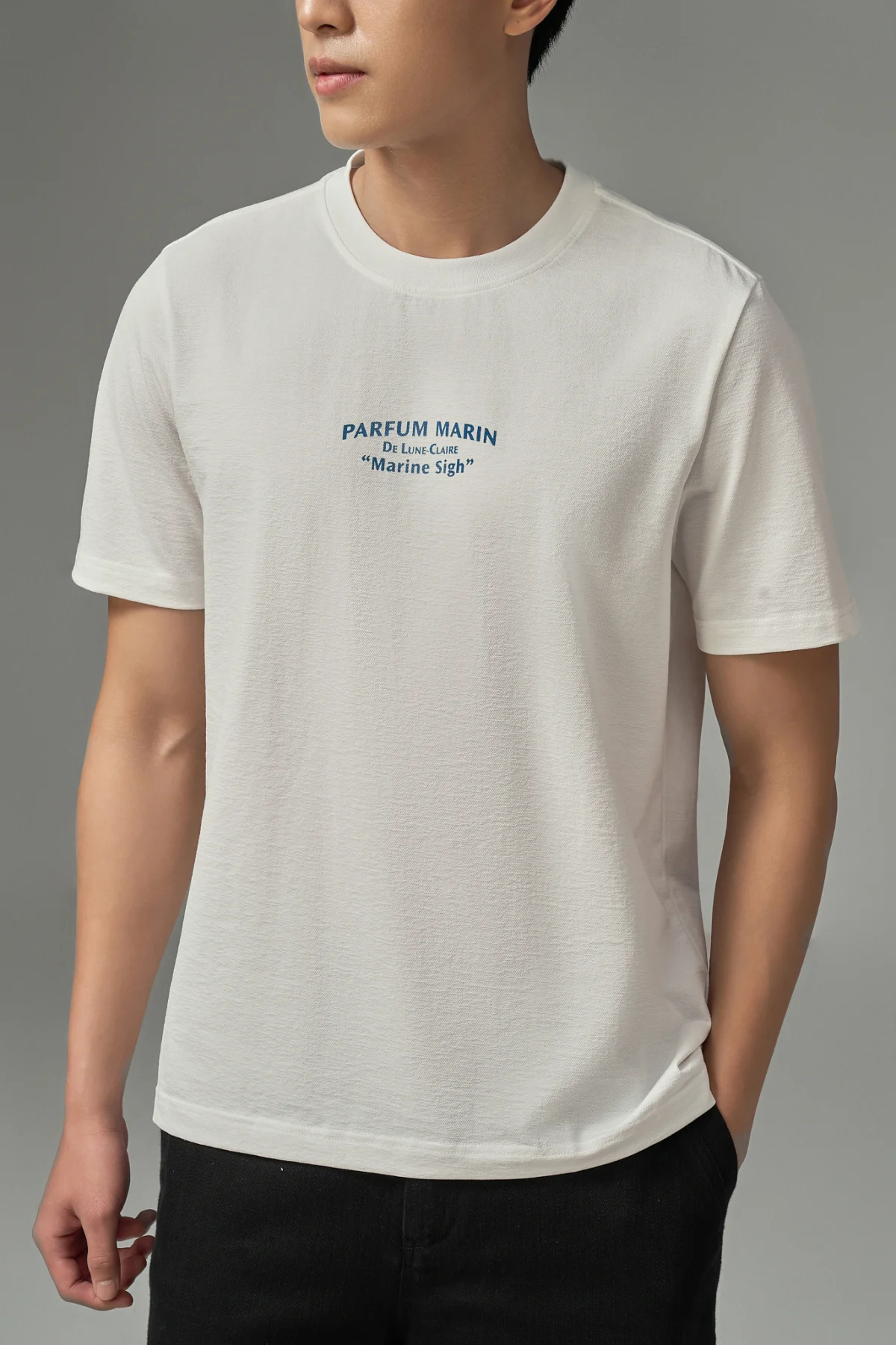 Ao-Phong-Co-Tron-Ket-Hop-Hinh-In-Nho-Regular-1432-4-v1774325085