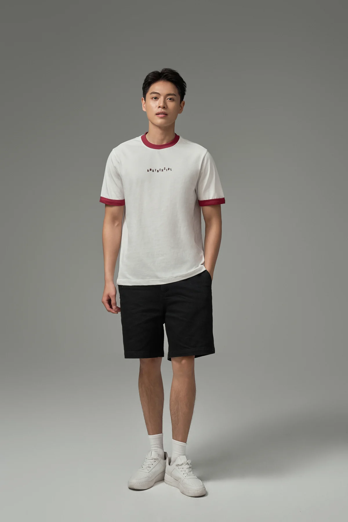 Ao-Phong-Co-Tron-Phoi-Mau-Ket-Hop-Hinh-In-Regular-1491-5-v1774328360