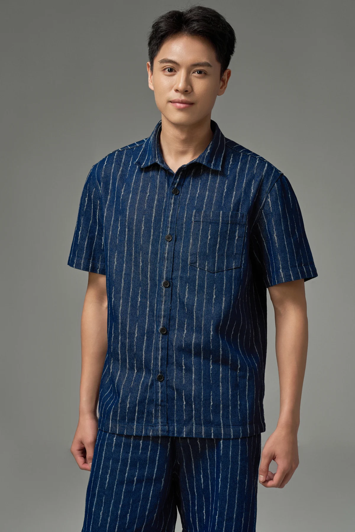 Ao-So-Mi-Coc-Tay-Co-Duc-Classic-3313-3-v1774343953