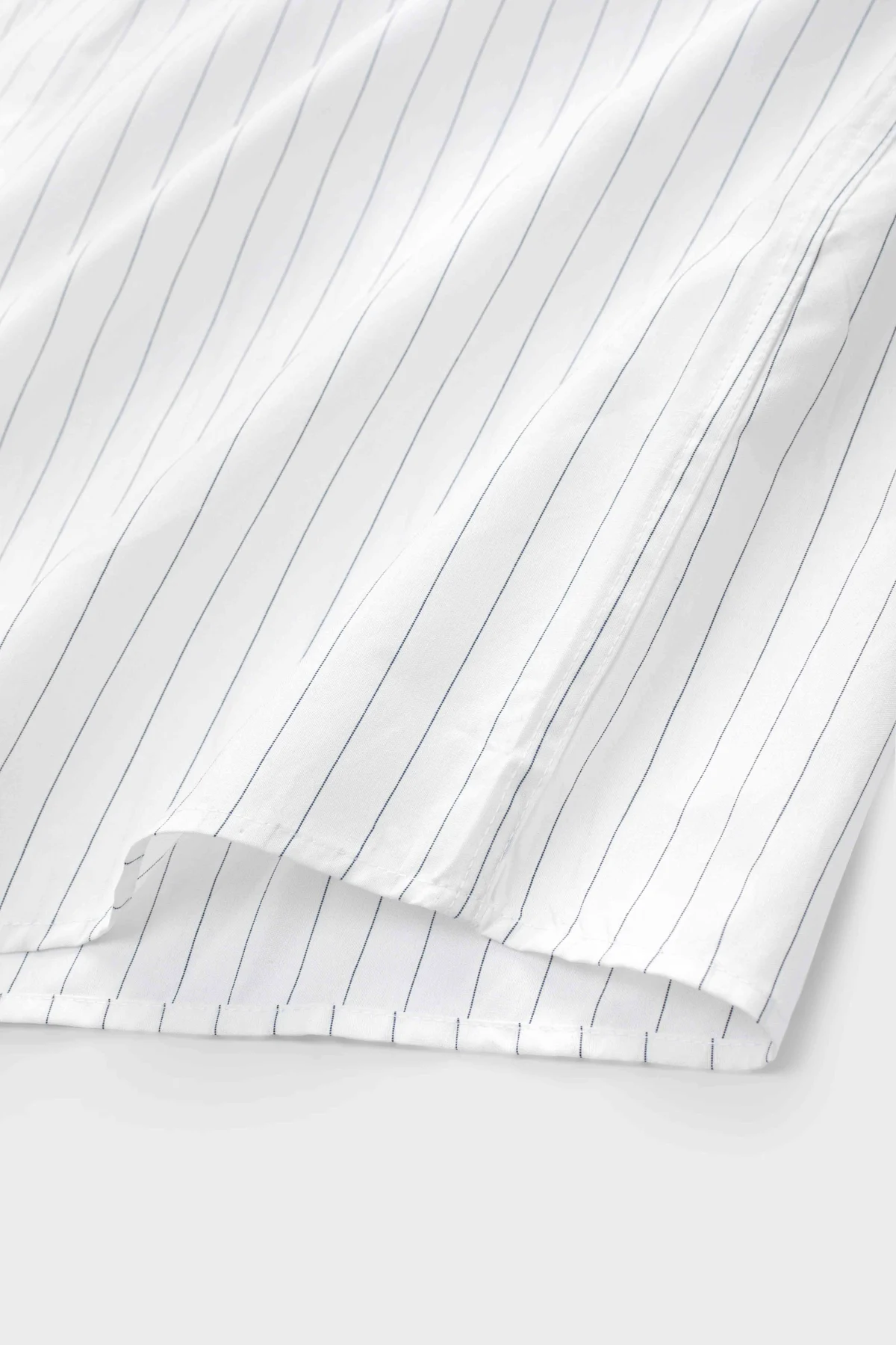 Ao-So-Mi-Dai-Tay-Co-Duc-Basic-Regular-3303-4-v1773110502