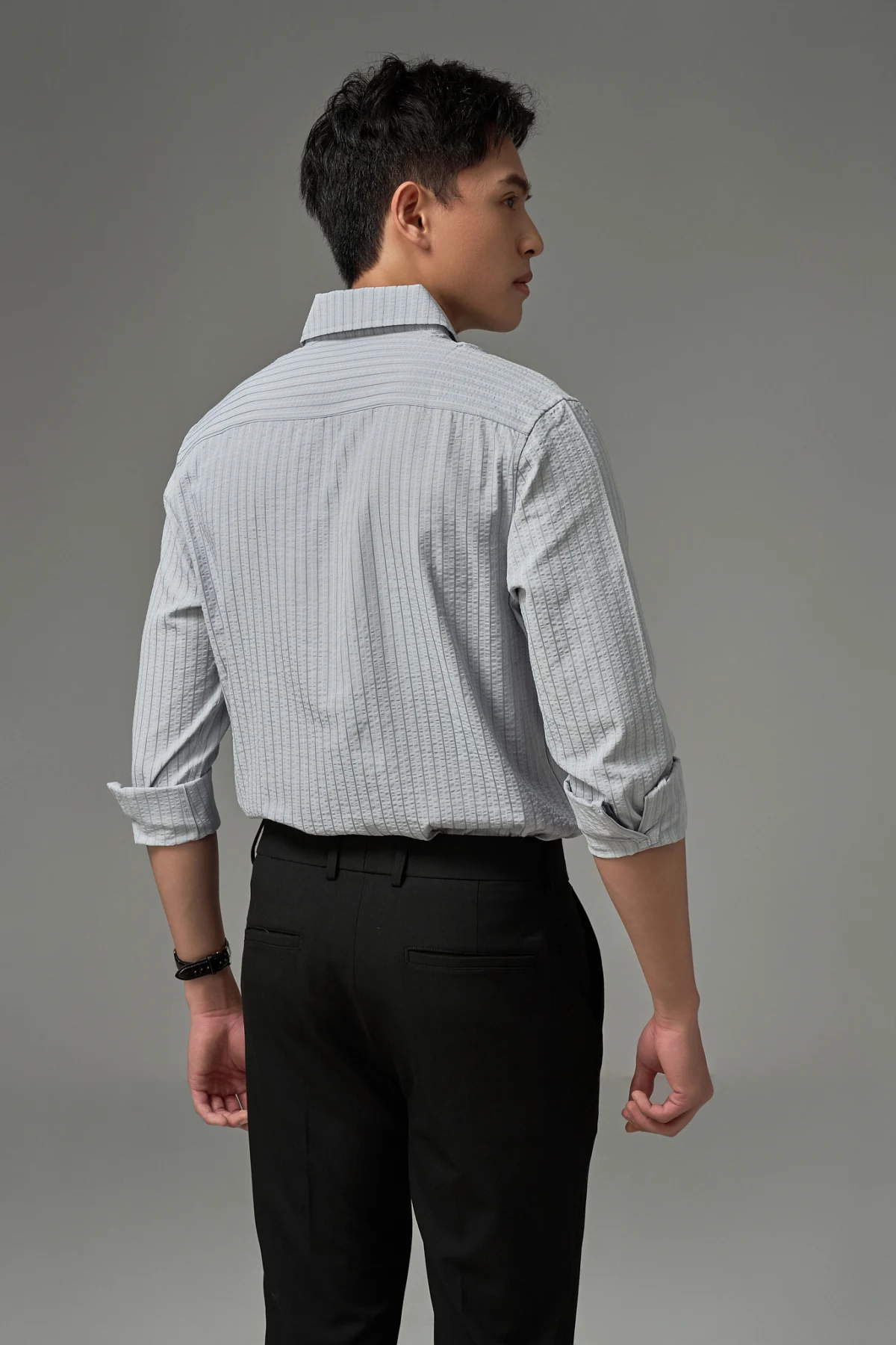 Ao-So-Mi-Dai-Tay-Co-Nhan-Slim-Vua-Van-3304-v1774344174