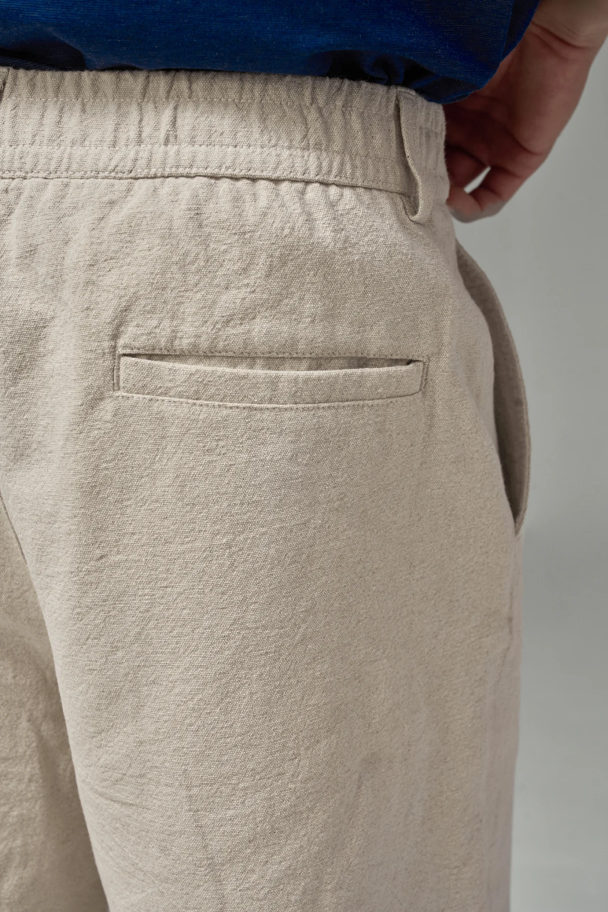 Quan-Short-Kaki-Cap-Chun-1-2-Vai-Tron-Classic-8182-5-v1774343496