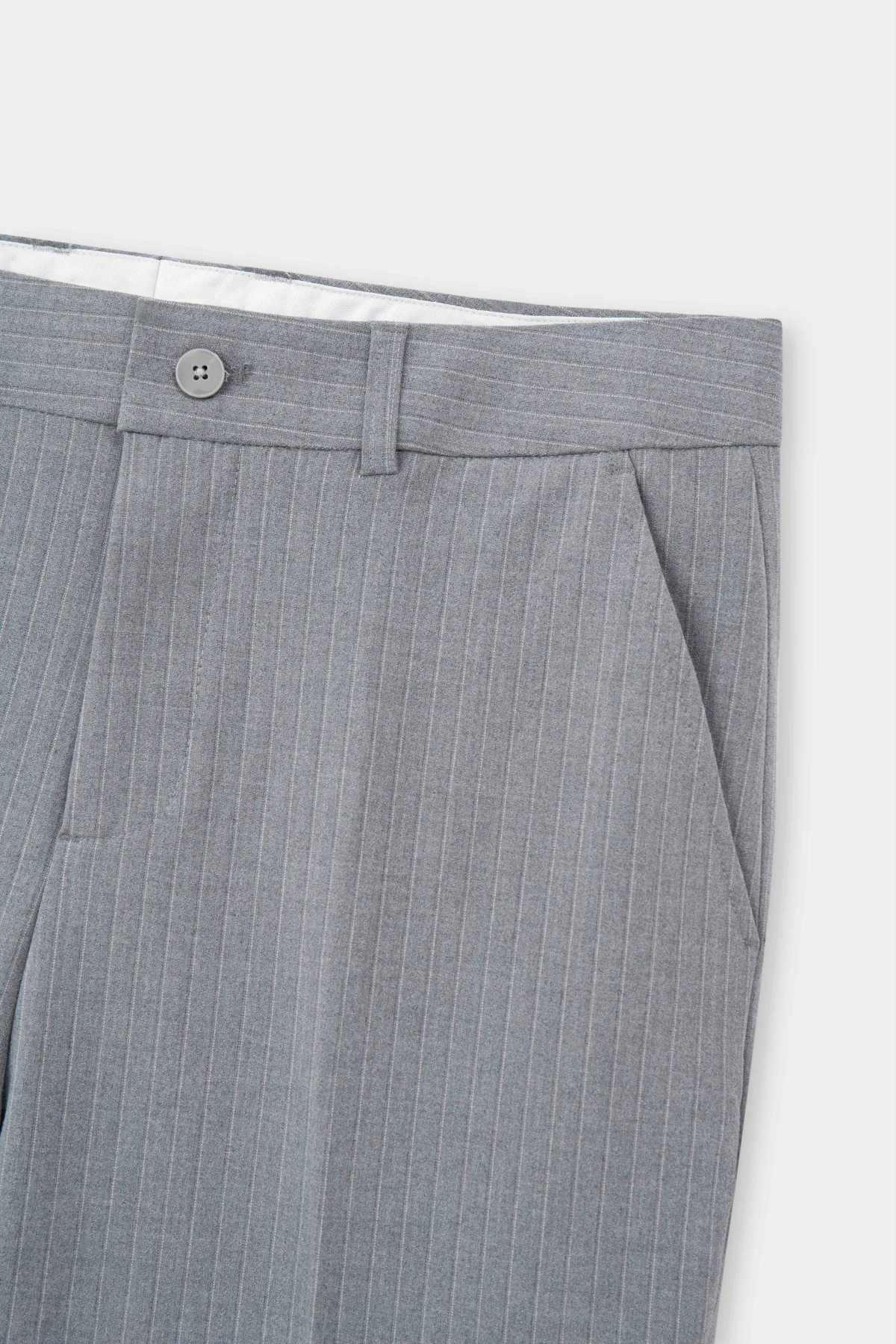 Quan-Au-Dang-Carrot-Om-Vua-7157-2-v1775635495