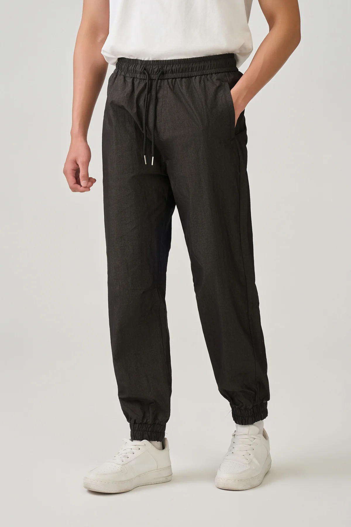 Quan-Jogger-Gio-Regular-7566-7-v1775544158