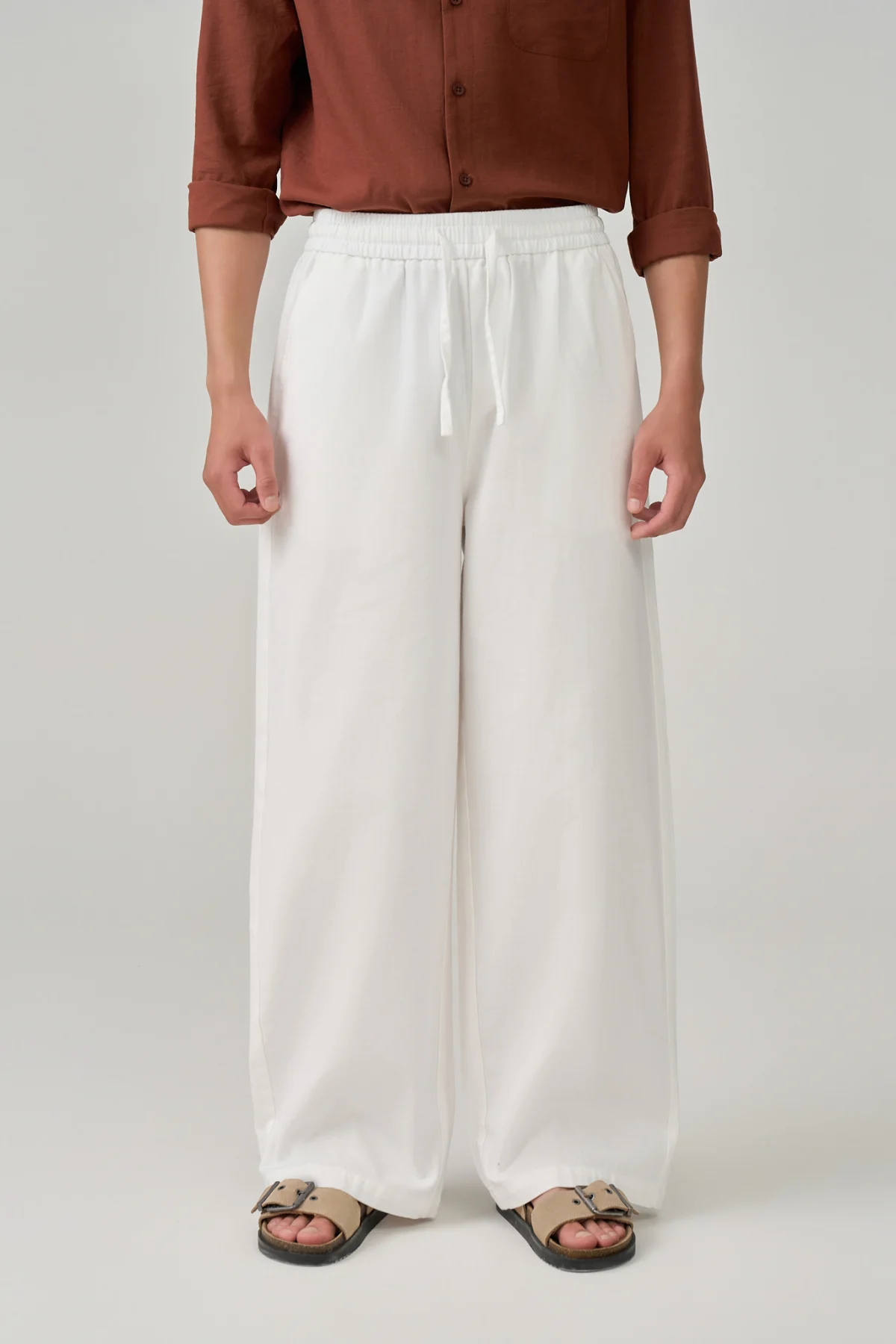 Quan-Kaki-Basic-Vai-Tron-Dang-Loose-Ong-Suong-6583-5-v1775548693